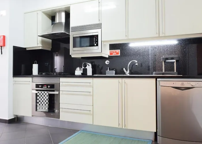 Perola, A In Madeira * פונשל