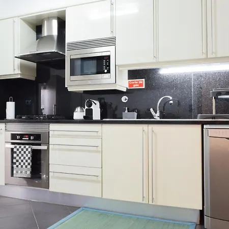 Perola, A In Madeira * Funchal (Madeira)