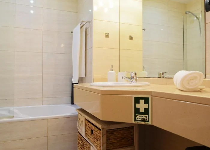 Perola, A In Madeira *