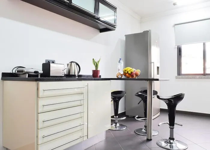 Perola, A In Madeira Апартаменты *