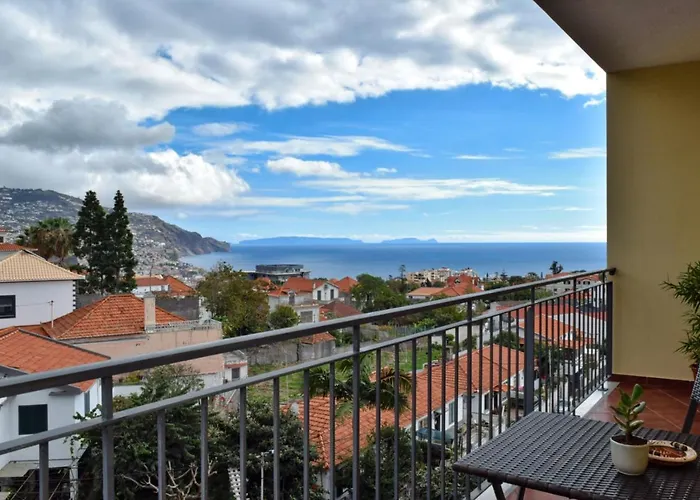 Perola, A In Madeira Апартаменты