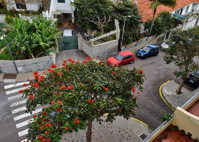 Perola, A In Madeira Апартаменты Фуншал